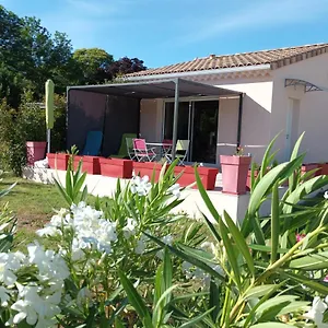le-marine.hotels-rhonealpes.com/
