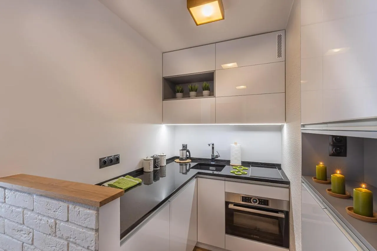 Apartment Strict Warsaw Center - Metro,Free Parking